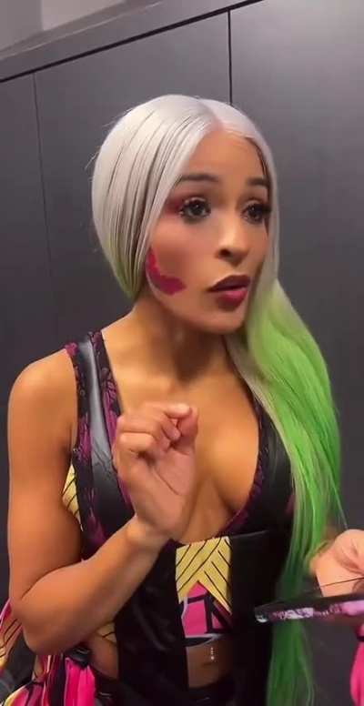 Cathy Kelley and Zelina Vega