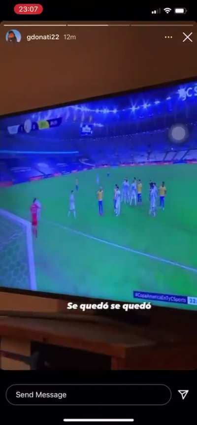Delivery se queda para celebrar la Copa América después de entregar el pedido