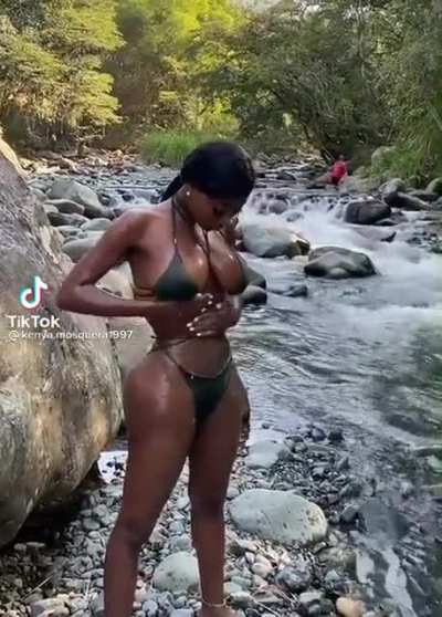 body is UNREAL....