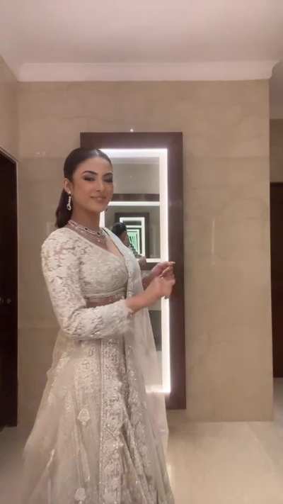 Deep blouse
