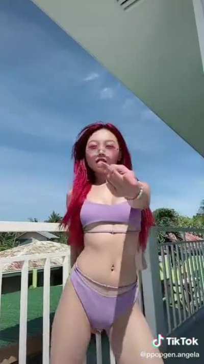 Cutie 🍑💦