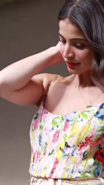 Anne Curtis