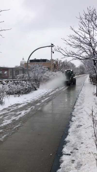 Tiny plow on the 606