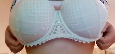 [drop] let me knock you out with my boobs it'll be fun trust me