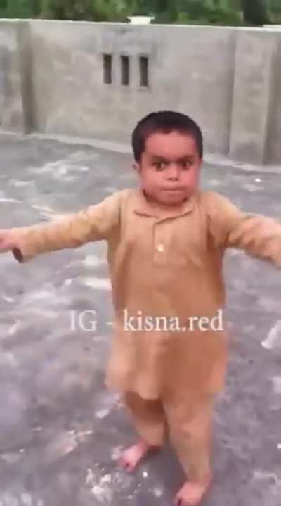😂