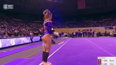 The queen👸KJ Johnson 💜💛🐯🤸‍<wbr>♀️