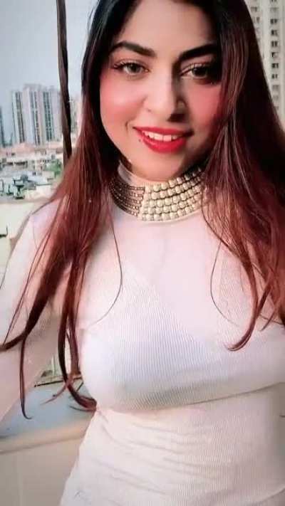 Achhi lagti ho..