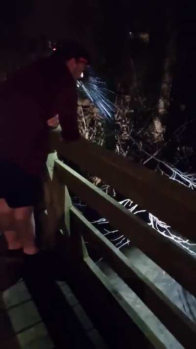 A very casual puke fountain