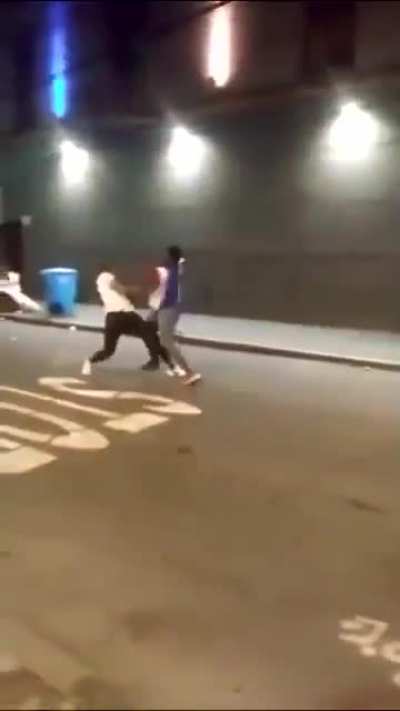Awesome kick to the head