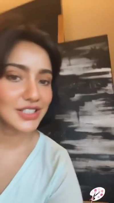 Neha Sharma braless