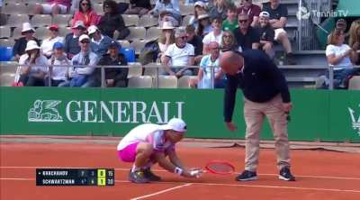 The science of ball mark analysis with Diego Schwartzman