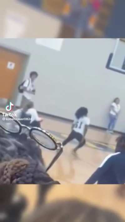 🫥