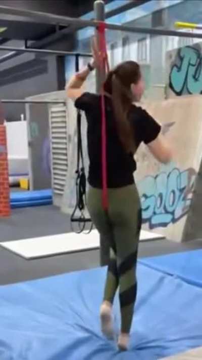 Elastics vs flaps