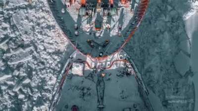 75,000 HP nuclear-powered icebreaker “Yamal”