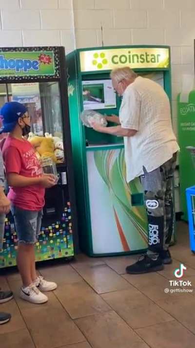 Staged good deed featuring your child AND a (possibly?) veteran! 😀