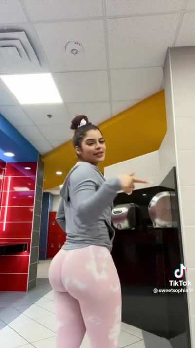 Wait for it🍑