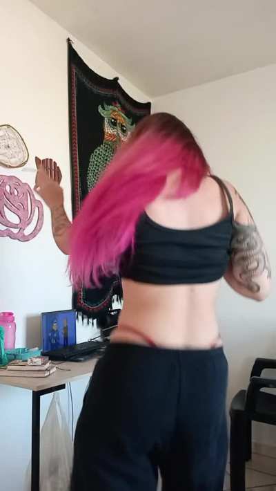 Explore my curves hmmm