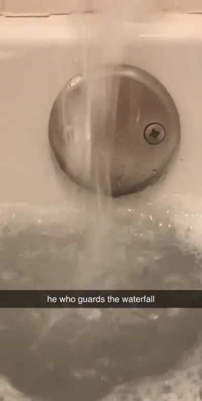 took my ambien, couldn’t fall asleep, had a scary trip, took a bath to calm down, made a friend.
