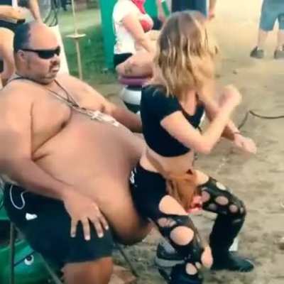 Shake that ass