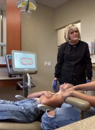 Her moms reaction to seeing her lip tattoo that says daddy