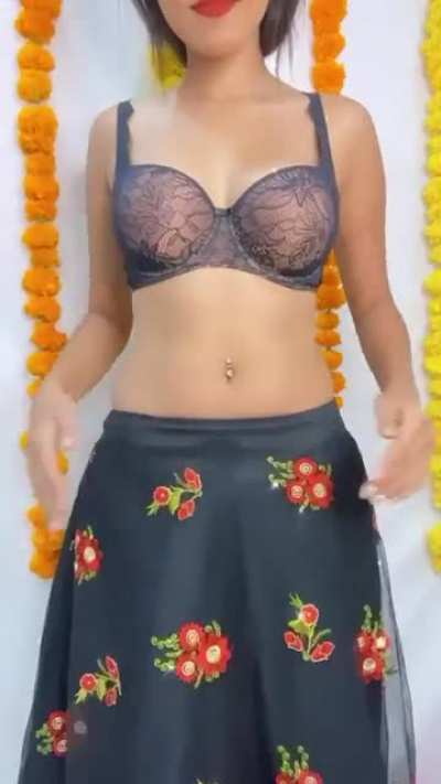 desi Megan fox