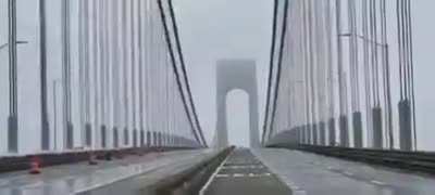 Verrazano Bridge in Brooklyn, NY Swaying in High Winds SOUND ON