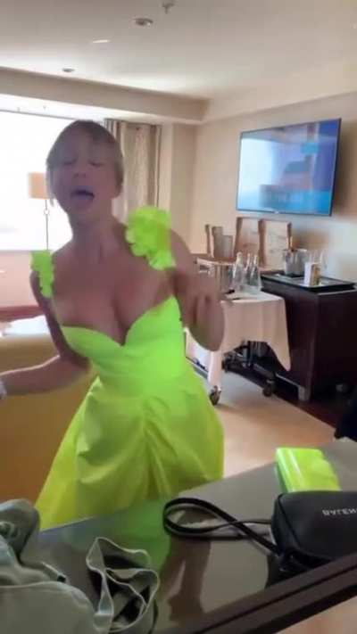 Kaley Cuoco
