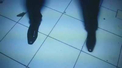 Queria estar dançando com vc celsinho-chan ☺️👉👈