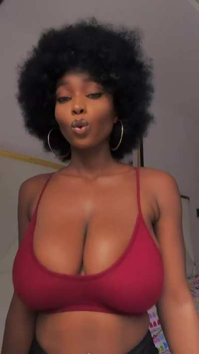 Pretty w/ them titties