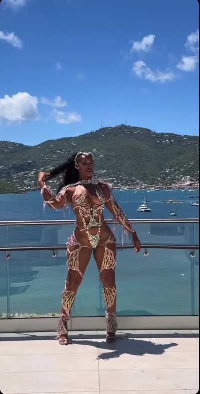 🍑🍑🍑😍😍😍