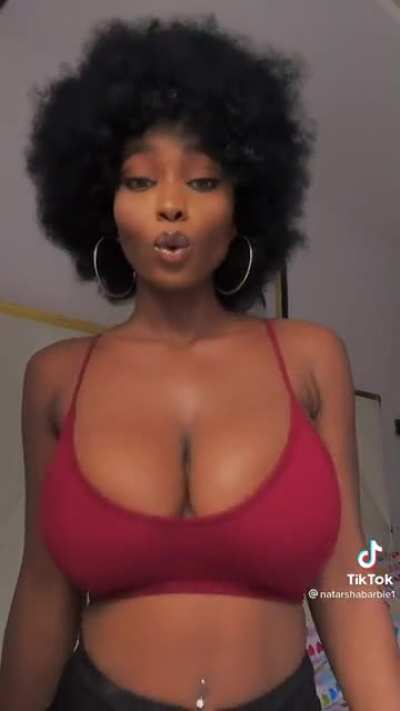 Mami so fine tho