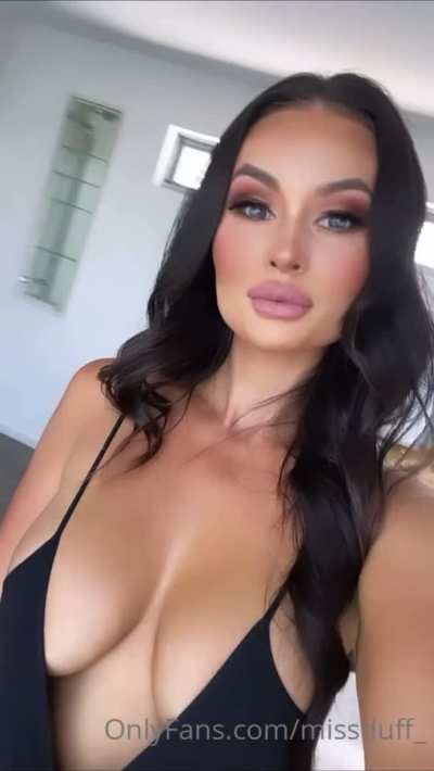 miss duff ass and tits