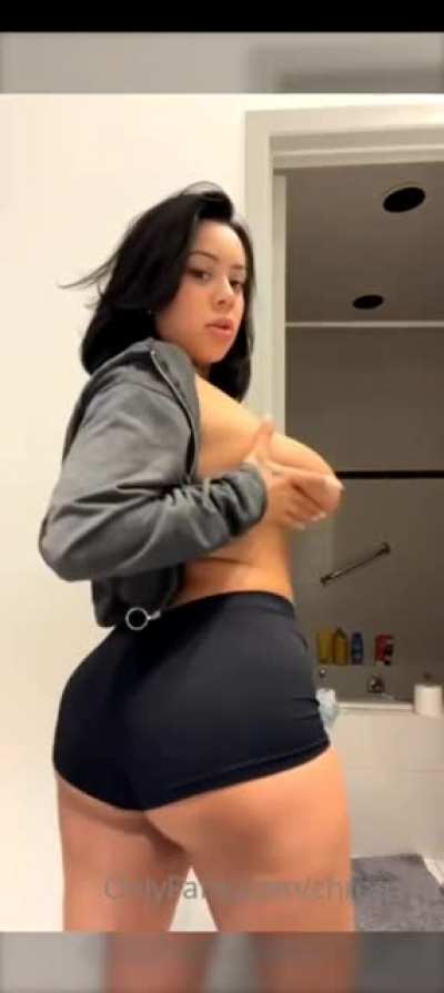 Chromazz Big Tittys