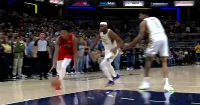 [Highlight] Scottie Barnes with the game winning dunk against the Pacers.