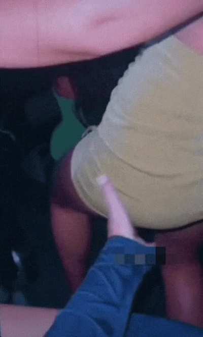 Club twerk and grope