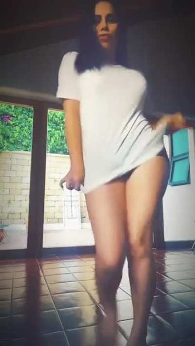 Dancing🍑