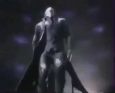 Vergil's playlist when cleaning the house