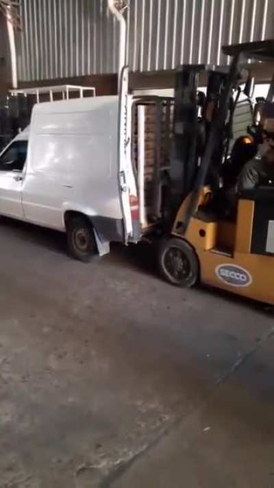 Forklift loads van perfectly