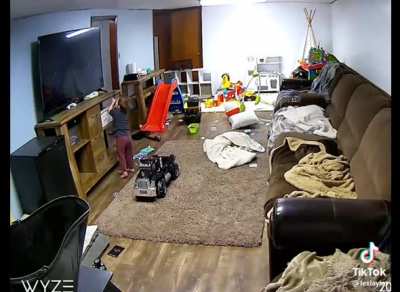 To join the hockey game on TV