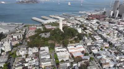 Scenic flight around Coit Tower