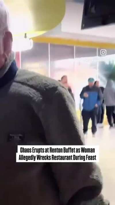 Karen wrecks buffet