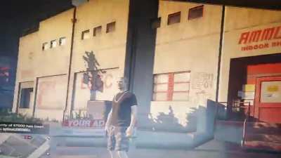 Looks like God can't decide if it's day time or night time in Gta V