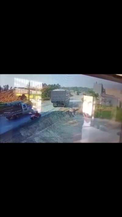 Never get behind a giant vehicle