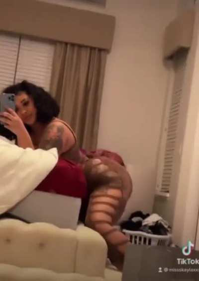 tiktokthots - Video #4894