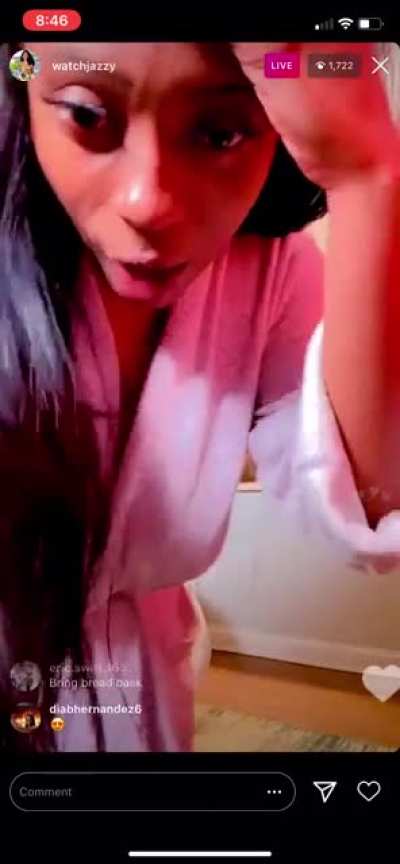 Anybody got the whole live? Shit was better than most her onlyfans shit