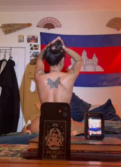 Cum join me on my bed