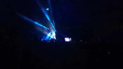 Seven Lions fucking KILLED it in Tacoma last night. The crowd's reaction here is the best thing ever.