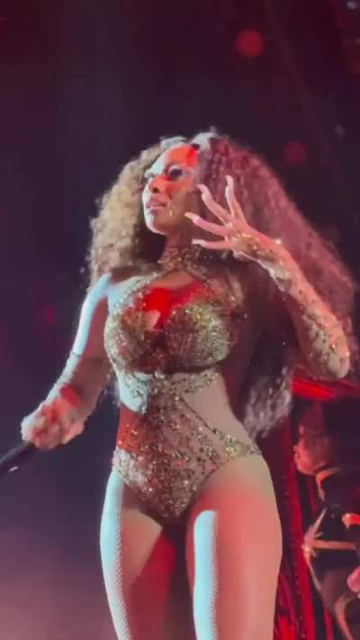 Jiggle