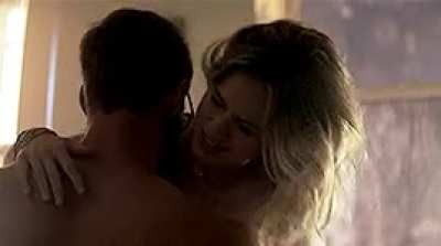 Elizabeth Lail