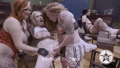 If we knew detention was this much fun, we would have probably cum soone<wbr>r💦🤷‍♀<wbr>️💄#th<wbr>ebrea<wbr>kfast<wbr>club